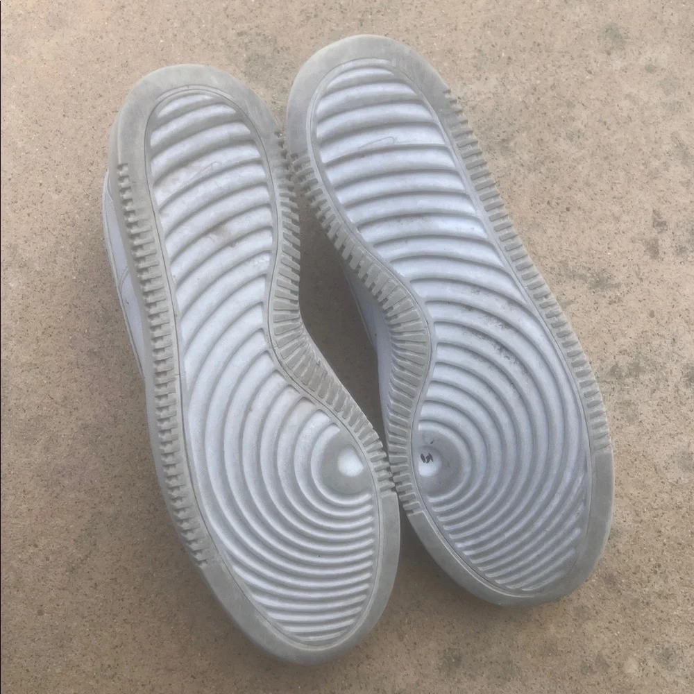 Nike Women's Court Vision Alta White Platform Sneaker Size 10